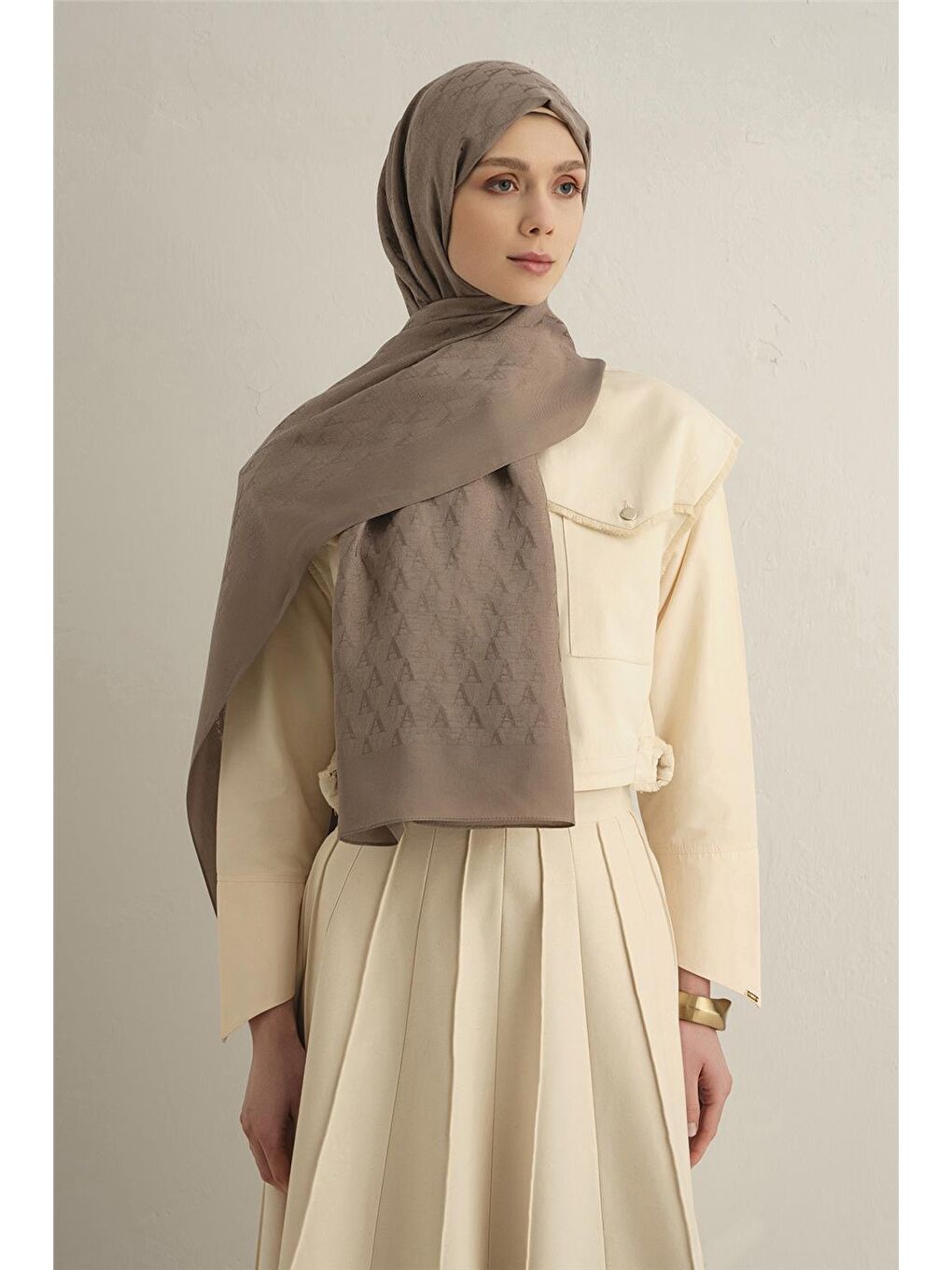 Bej Pamora Aa Monogram Şal 3 07