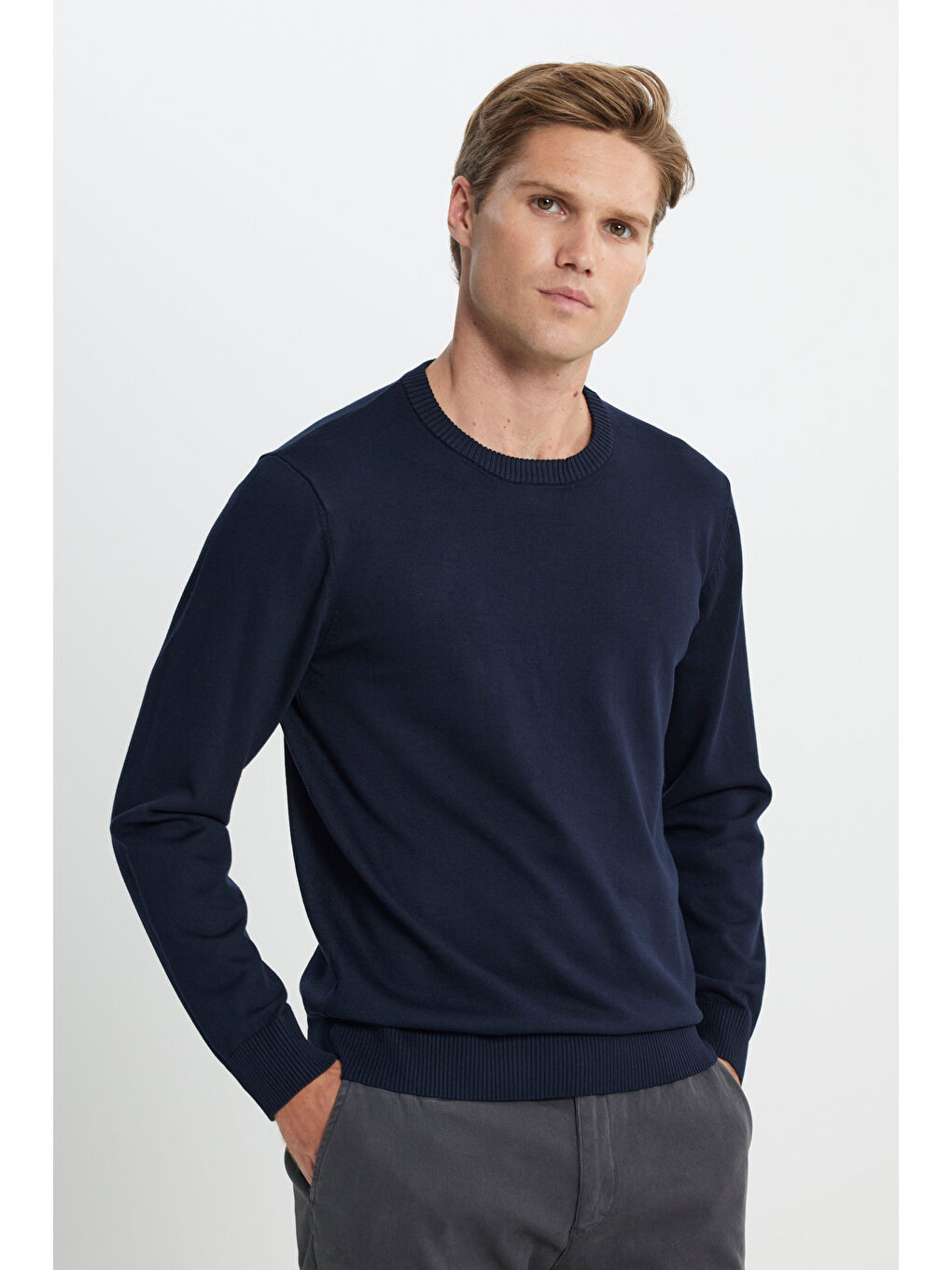 Erkek Lacivert Standart Fit Normal Kesim Bisiklet Yaka Triko Kazak-2