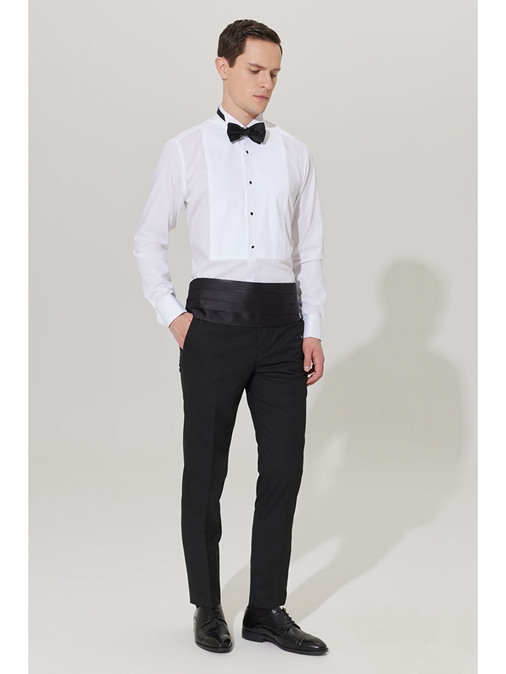 Erkek Beyaz Ütü Gerektirmeyen Slim Fit Dar Kesim Ata Yaka %100 Pamuk Non-Iron Gömlek-1