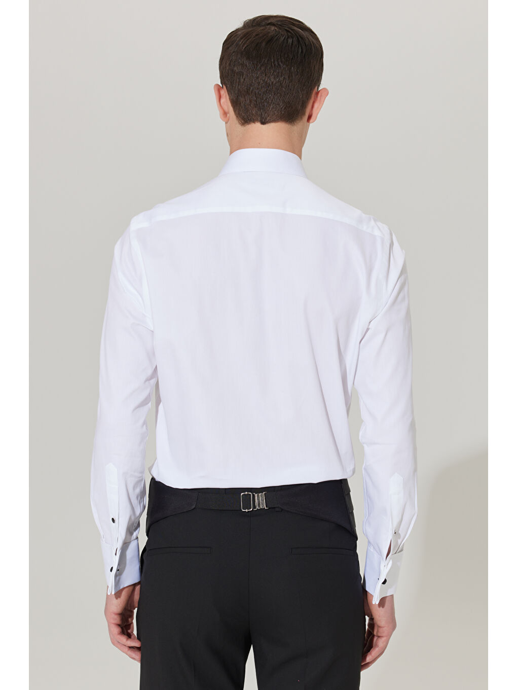 Erkek Beyaz Ütü Gerektirmeyen Slim Fit Dar Kesim Ata Yaka %100 Pamuk Non-Iron Gömlek-4