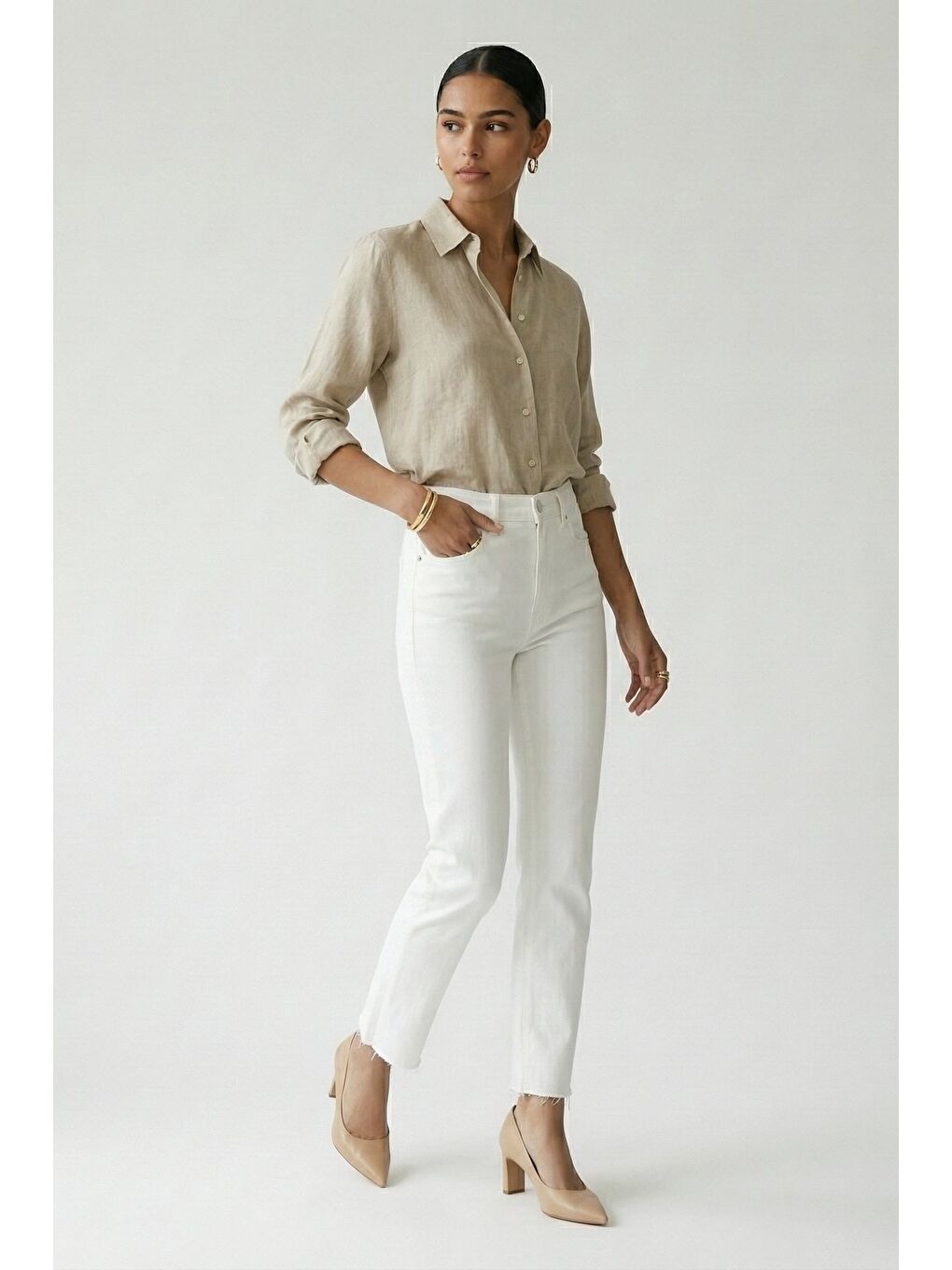 Beyaz Elastanlı Boy Fit Kesik Paça Jean-2