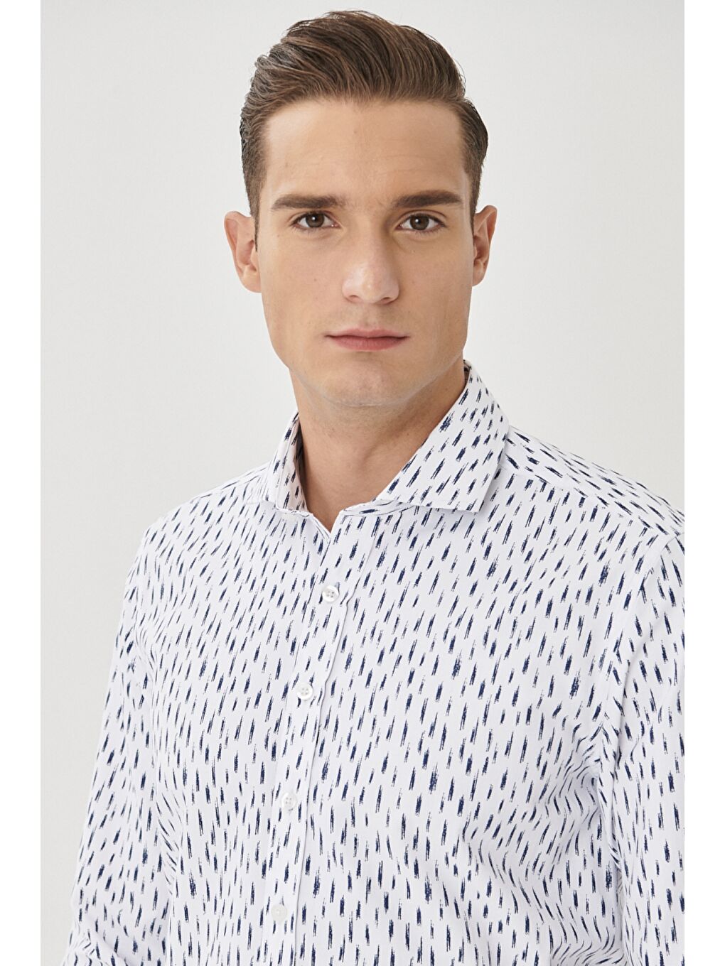 Erkek Beyaz-Lacivert Slim Fit Dar Kesim Klasik Yaka Baskılı Beyaz-Lacivert Casual Gömlek-1
