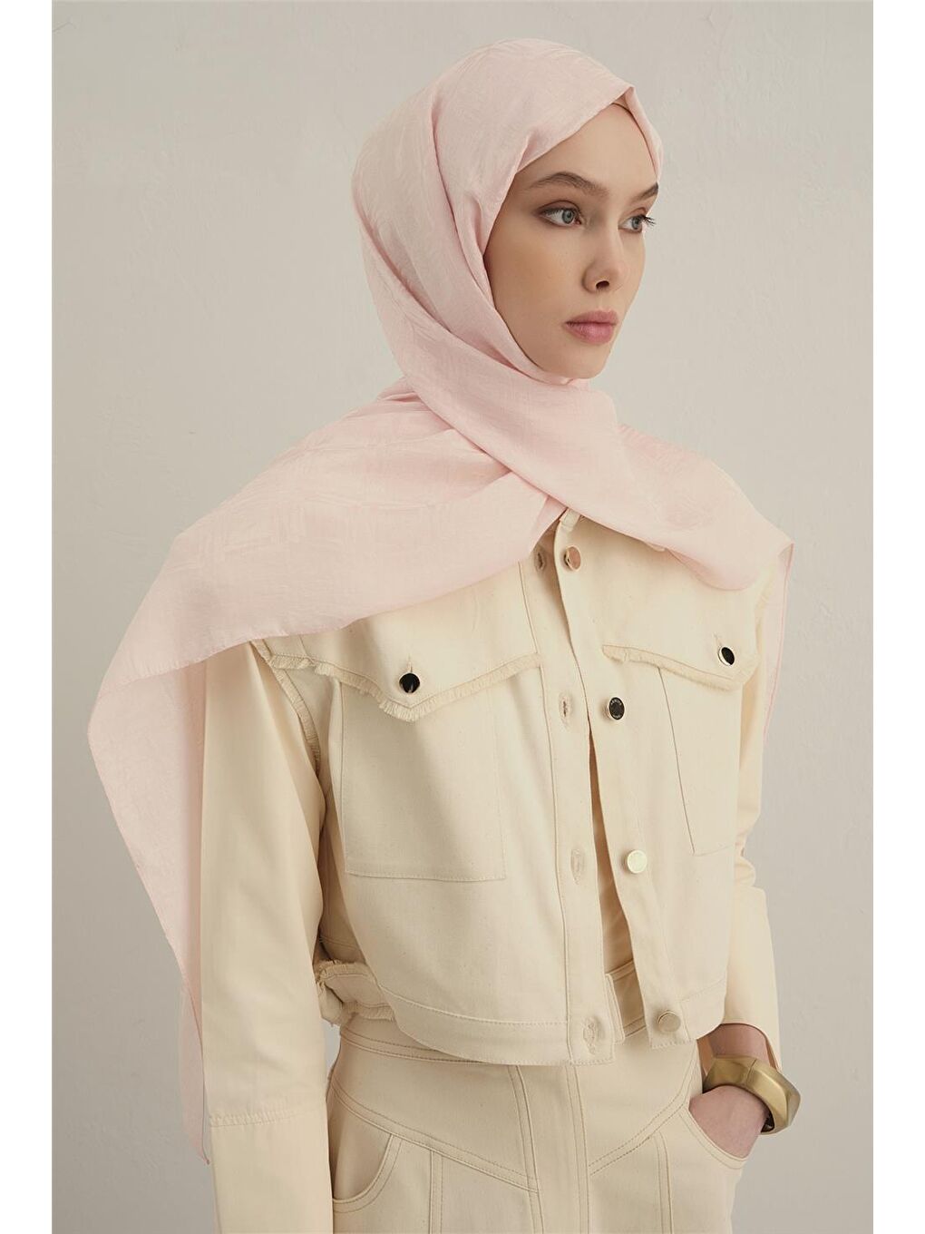 Pembe Lyocell Naia Kare Monogram Şal 6 39-2