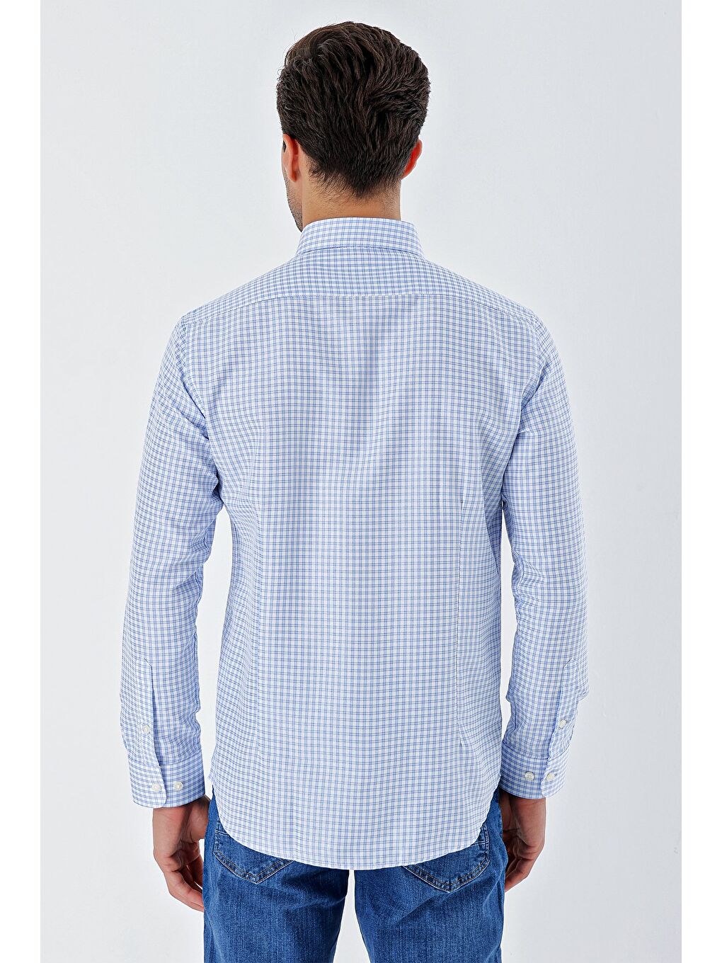 Koyu Mavi Uzun Kollu Kareli Düğmeli Yaka Cepsiz Pamuklu Klasik Slim Fit Dar Kesim Gömlek 1004230163-5