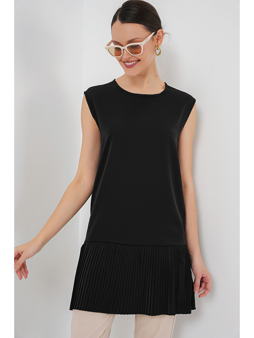 Kadın Piliseli Kolsuz İçlik 2493 - Siyah