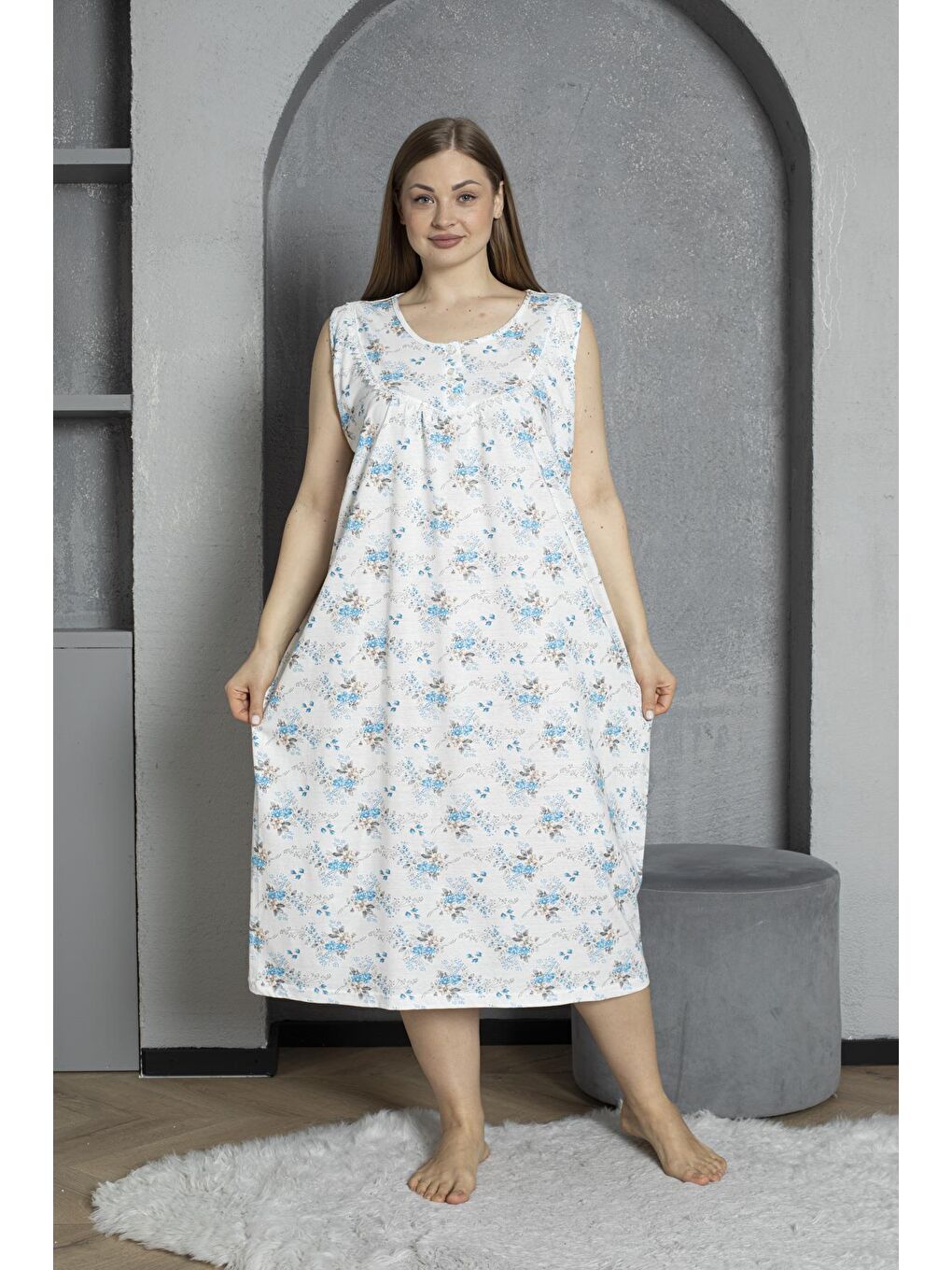 Mavi Sıfır Kol Düğmeli Yaka %100 Pamuklu Penye Büyük Beden Anne Geceliği 1518