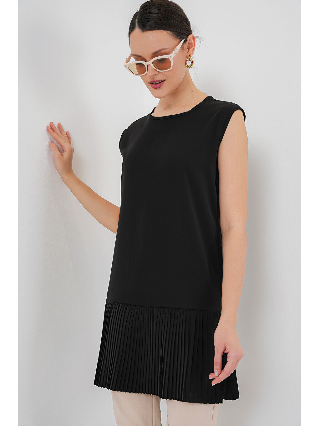 Kadın Piliseli Kolsuz İçlik 2493 - Siyah-1