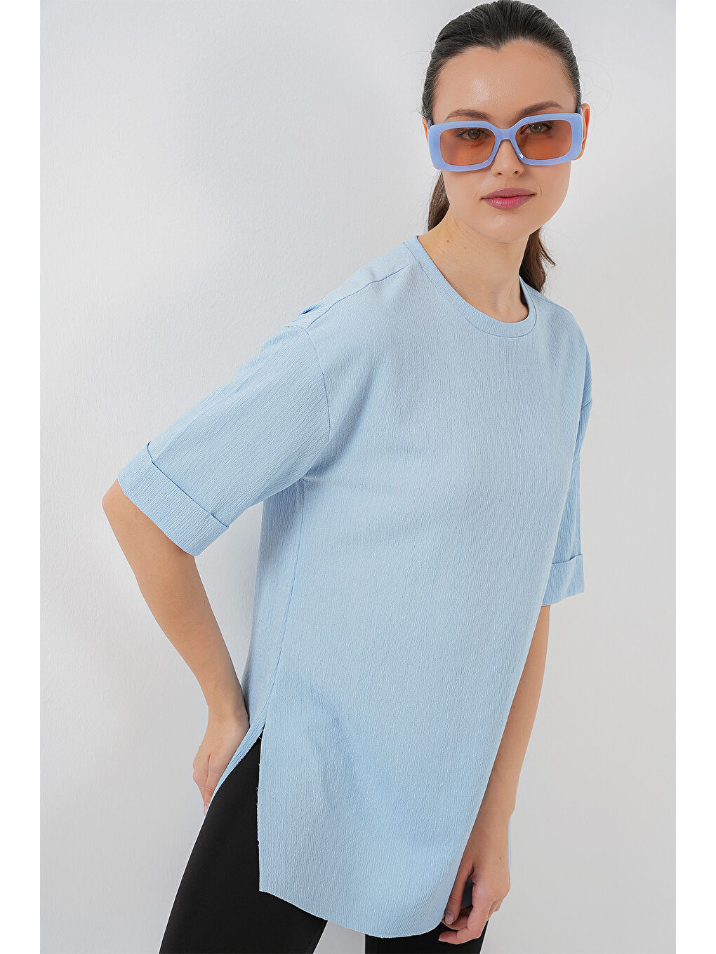 4332 Yanı Yırtmaçlı Örme Tişört - Mavi