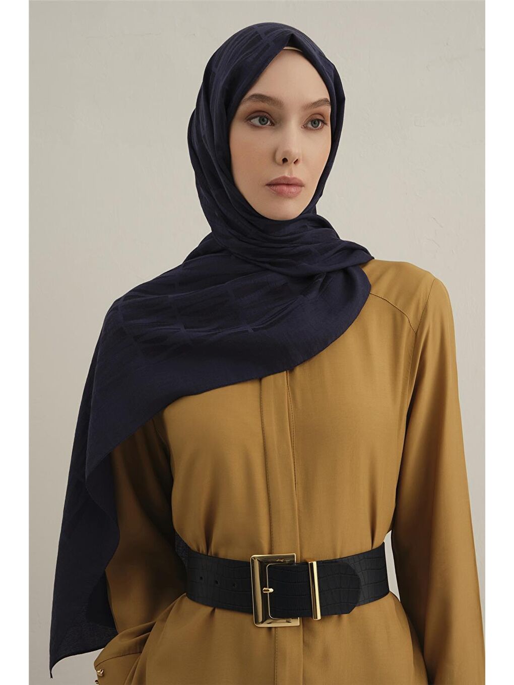 Lacivert Lyocell Naia Çubuk Desen Şal 3 02-2