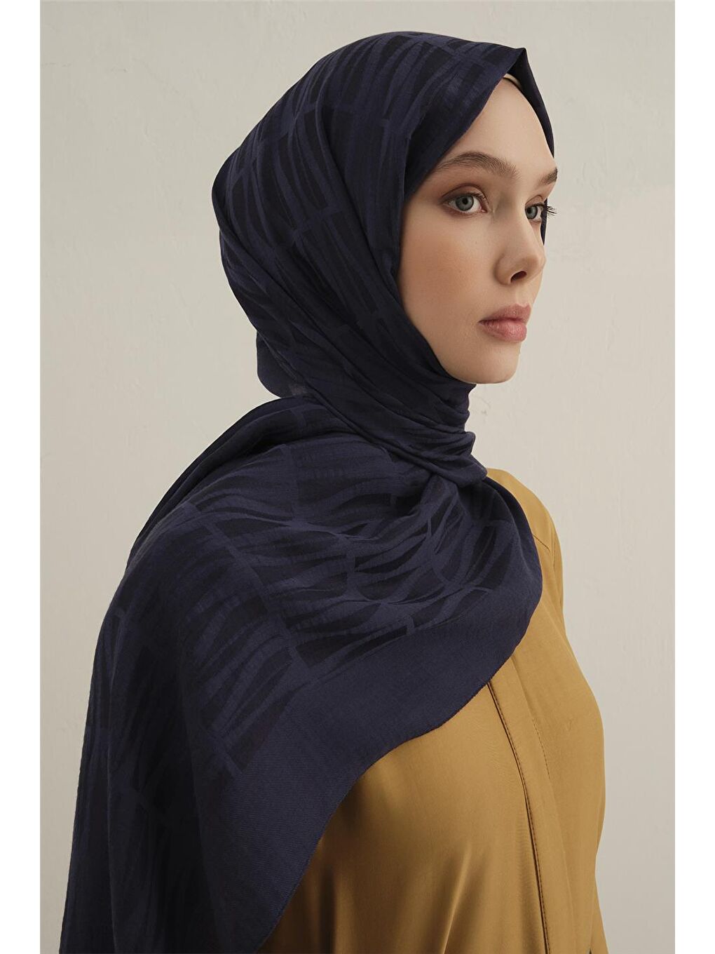 Lacivert Lyocell Naia Çubuk Desen Şal 3 02-3