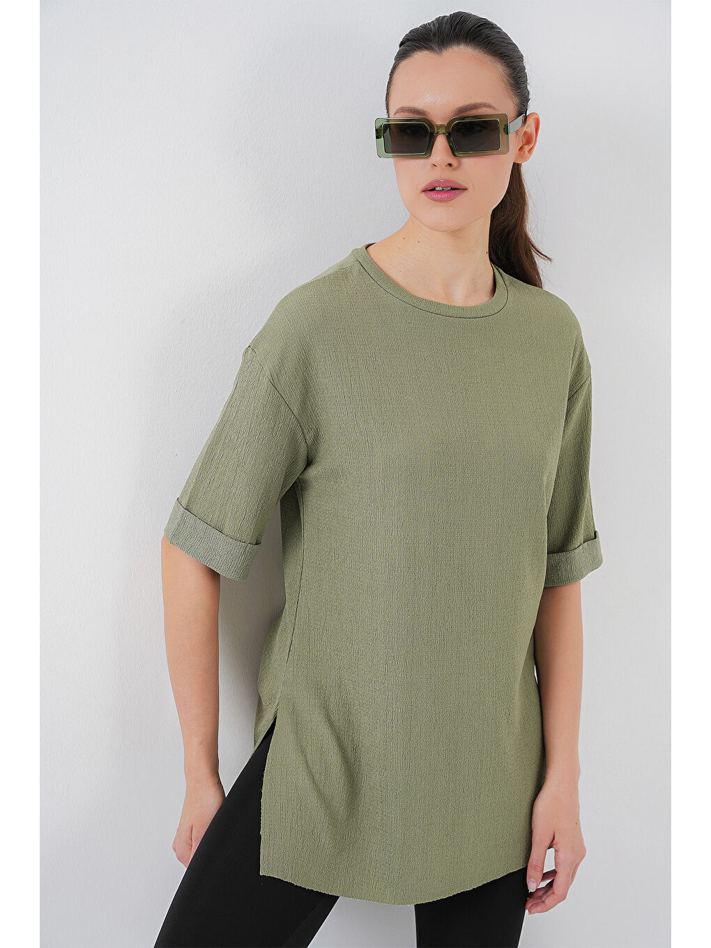 Yeşil 4332 Yanı Yırtmaçlı Örme Tişört - Çağla-2