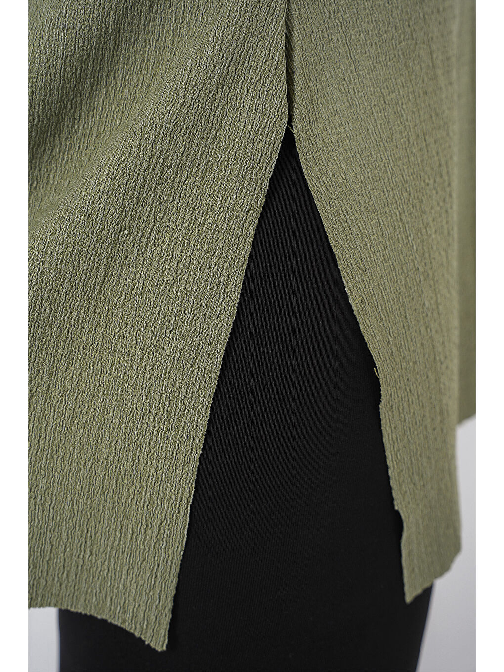 Yeşil 4332 Yanı Yırtmaçlı Örme Tişört - Çağla-3