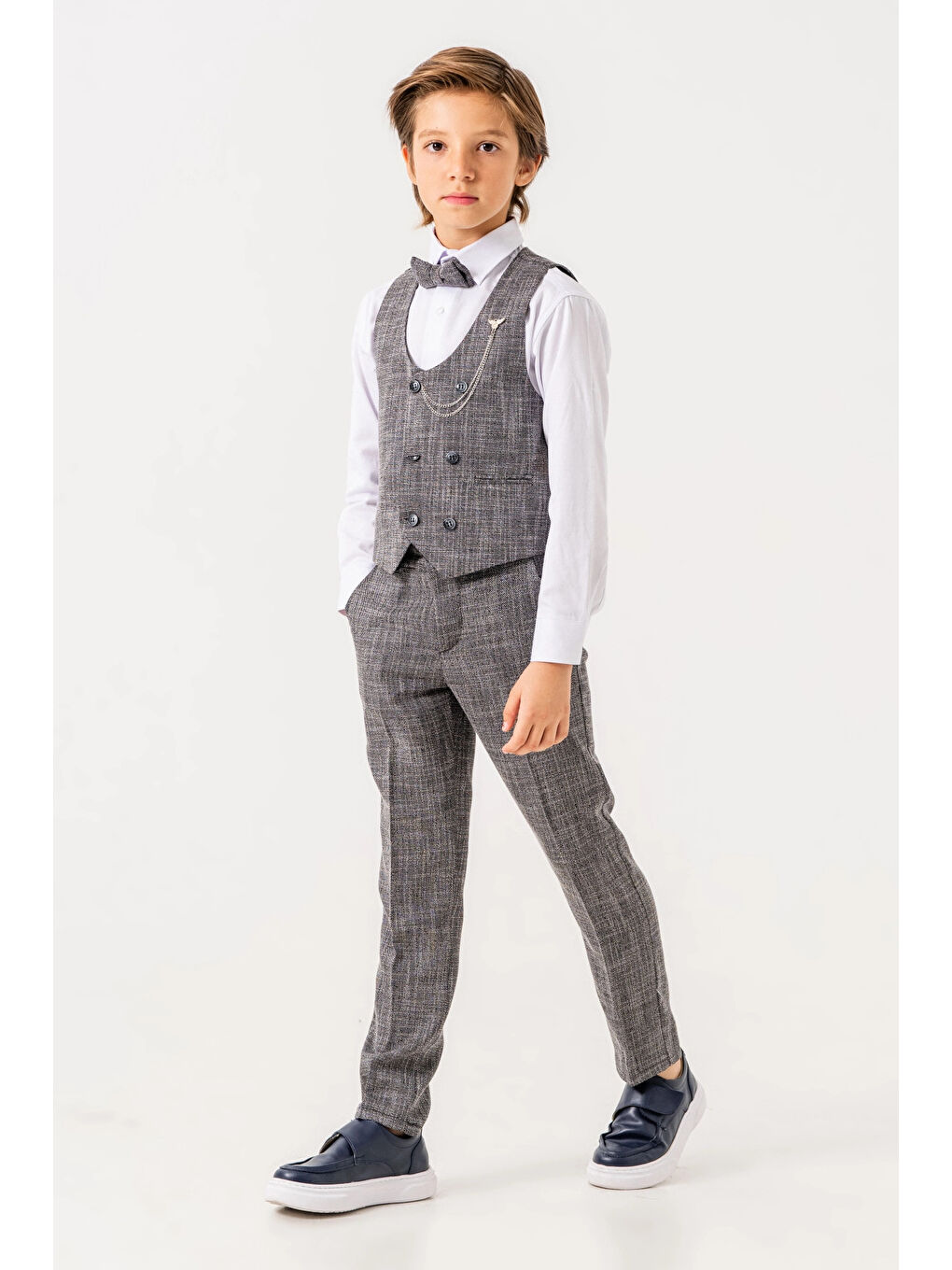 Gri Papyonlu Yelekli Takım Elbise 3053-1