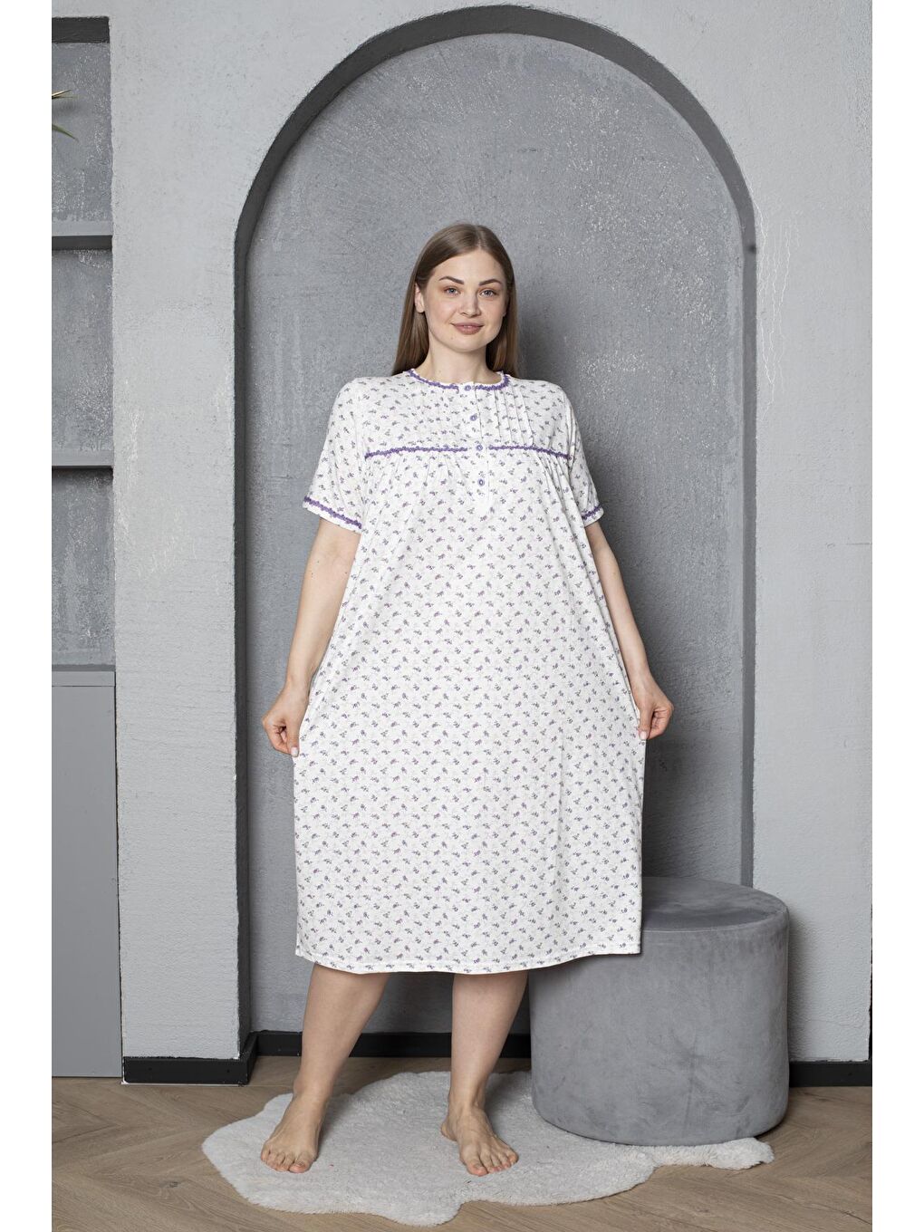 Lila Düğmeli Yaka Kısa Kol %100 Pamuklu Penye Büyük Beden Anne Geceliği 529-1