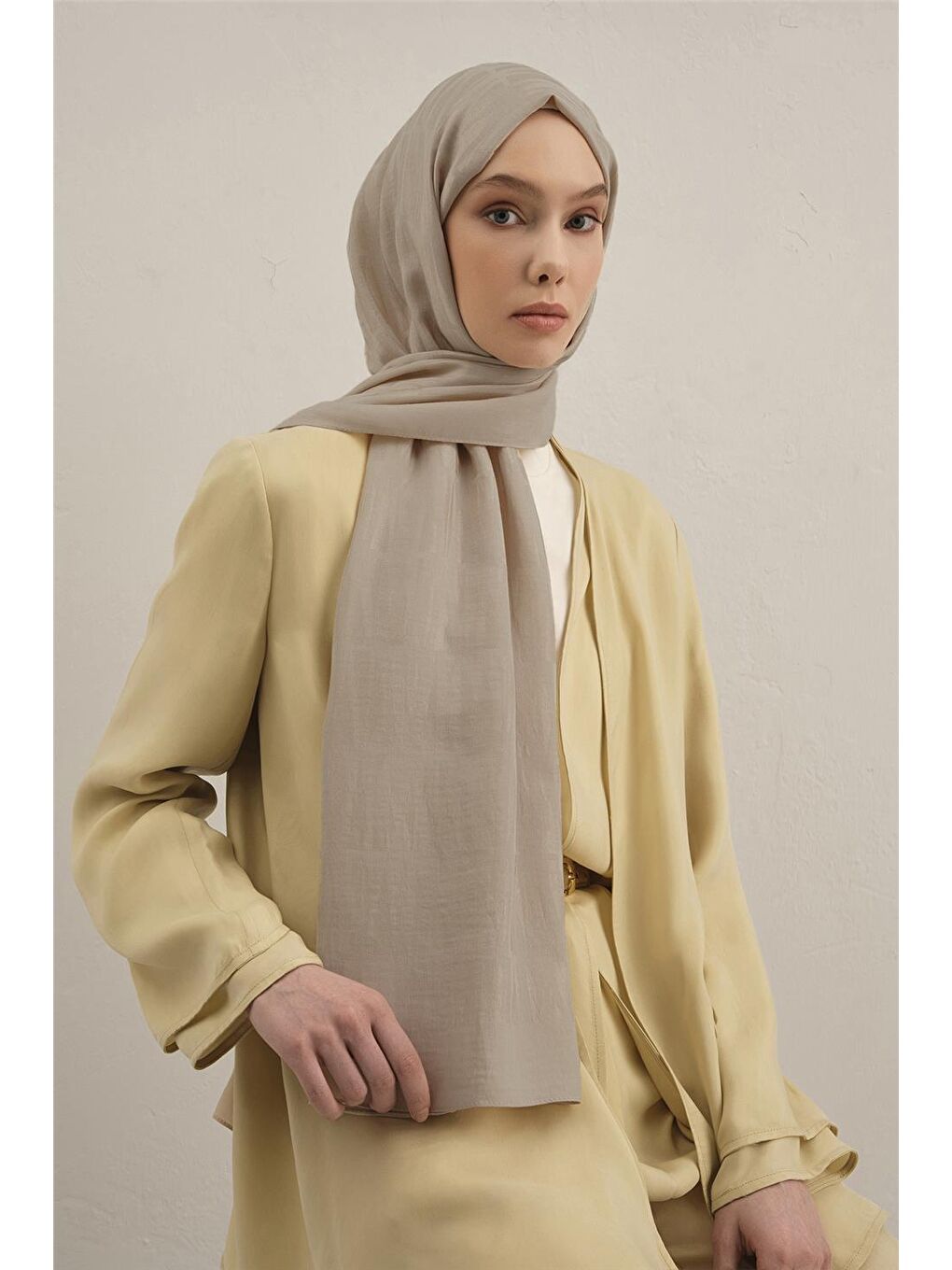 Bej Lyocell Naia Çubuk Desen Şal 3 64-3
