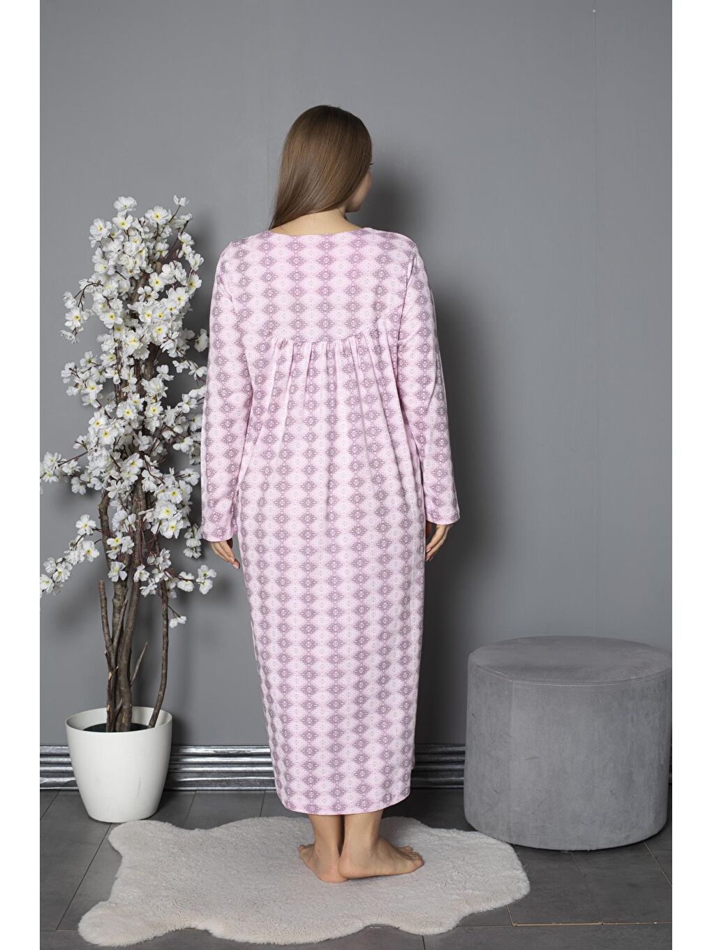 Pembe %100 Pamuklu Mevsimlik Penye Uzun Kollu Büyük Beden Anne Geceliği 1514-5