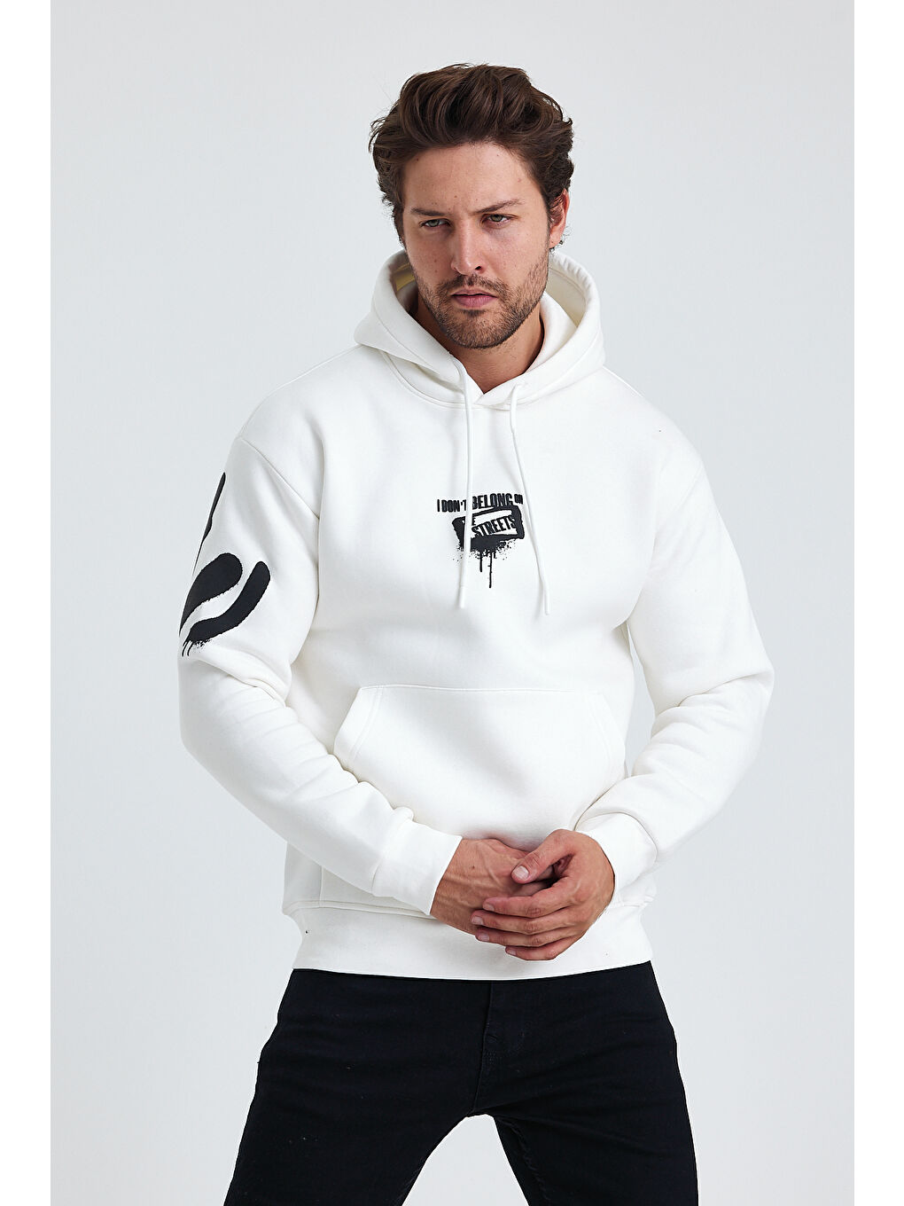 Tarz Cool Beyaz Erkek Standart Fit Normal Kesim Içi Polarlı 3 Iplik Kapüşonlu Pamuklu Sweatshirt