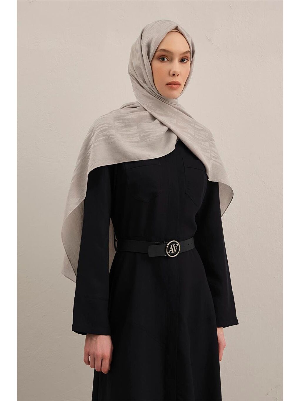 Gri Lyocell Naia Çubuk Desen Şal 3 23