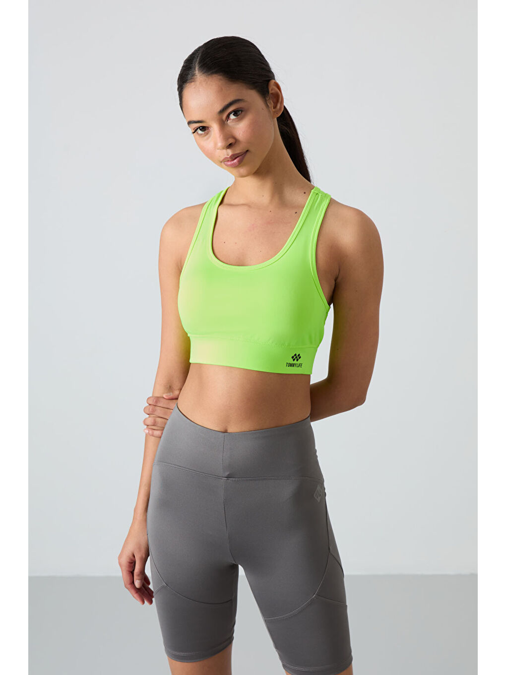 Neon Sarı Sırt Detaylı Dar Kalıp U Yaka Kadın Spor Büstiyer - 97120