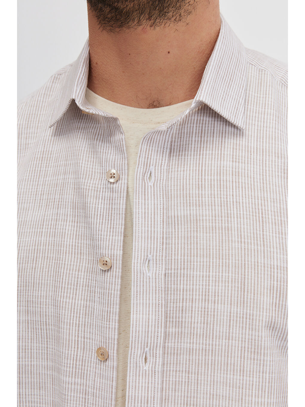 Erkek Bej Slim Fit Dar Kesim Klasik Yaka %100 Pamuk Çizgili Gömlek-3