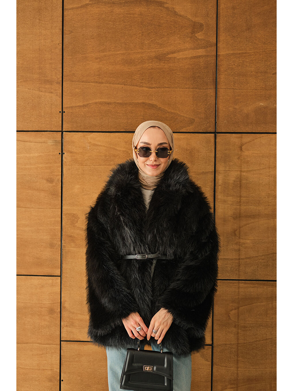 Kadın Kemer Detay Kürk Kaban Siyah-2