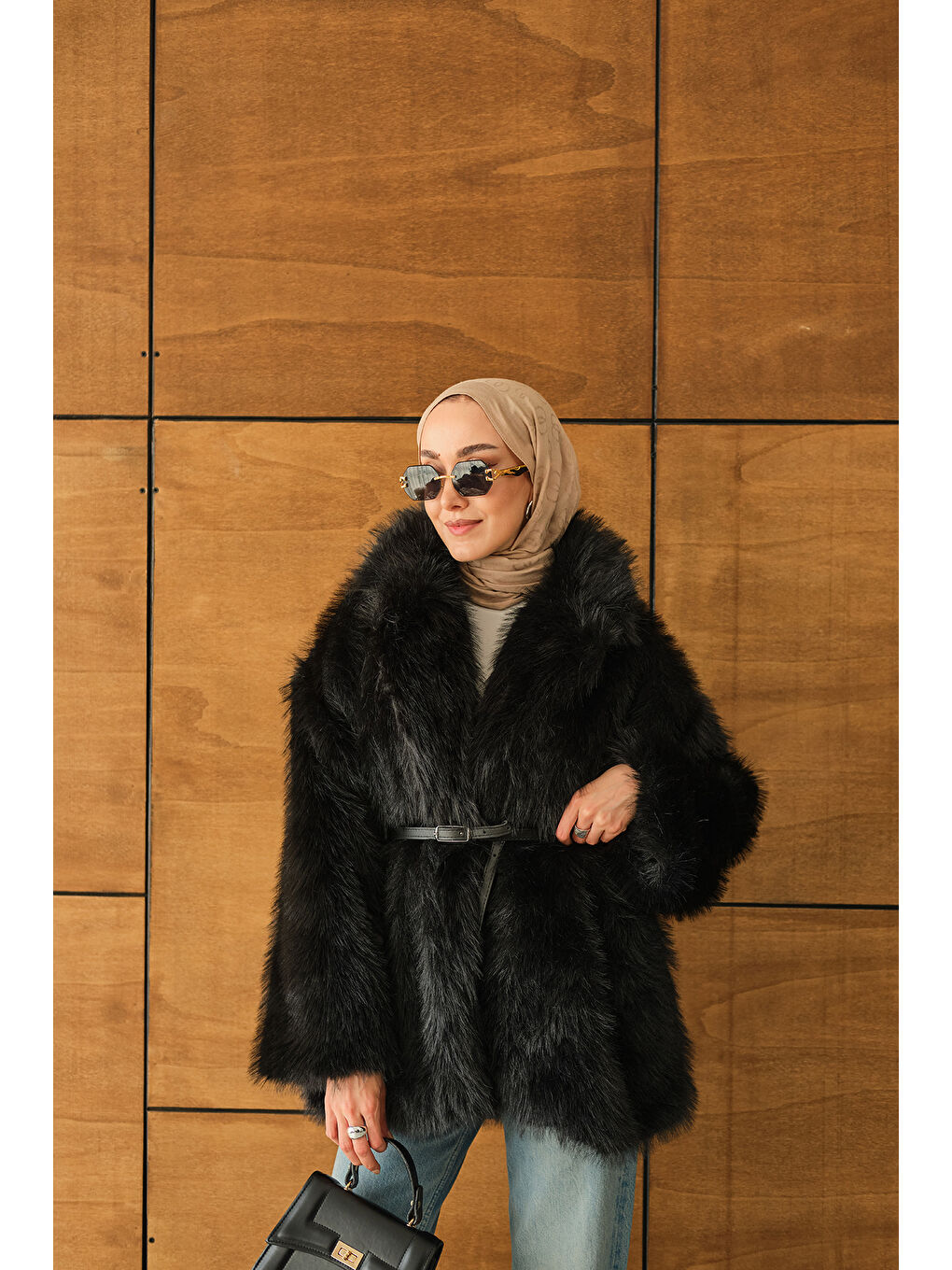 Kadın Kemer Detay Kürk Kaban Siyah-4