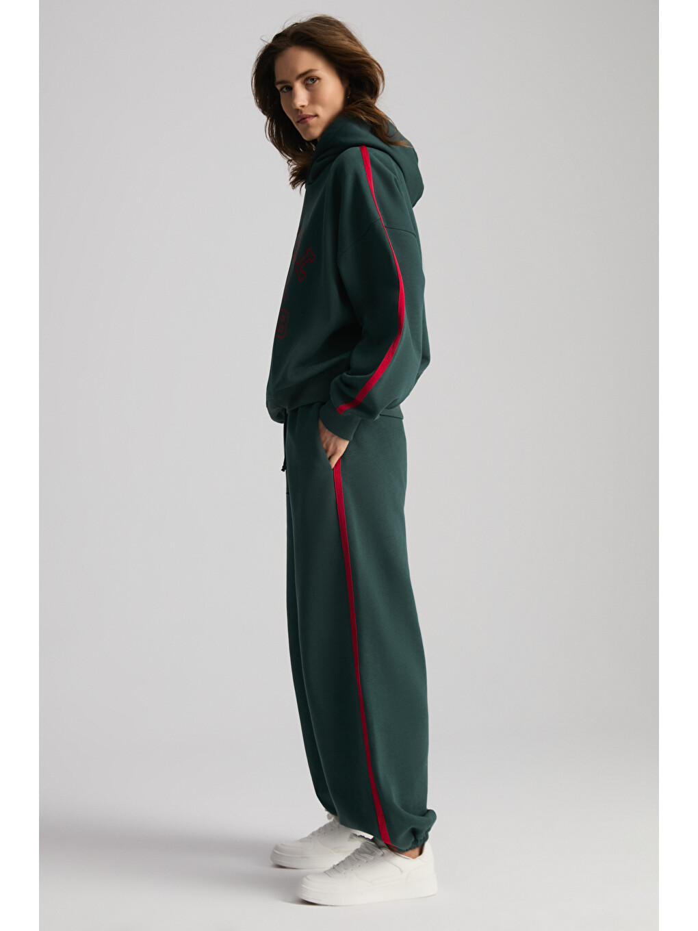 Yeşil Possıbılıty Kadın Oversize Kolları Kontrast Biyeli İçi Polarlı Yumuşacık Kapüşonlu YEŞİL Sweatshirt-5