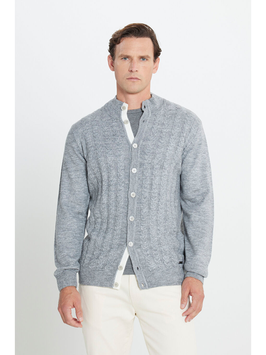 Erkek Gri Standart Fit Normal Kesim Bato Yaka Desenli Triko Hırka-2