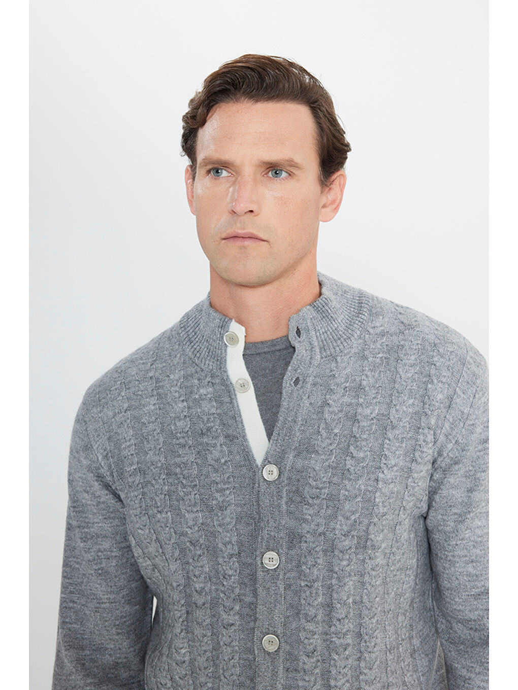 Erkek Gri Standart Fit Normal Kesim Bato Yaka Desenli Triko Hırka-3