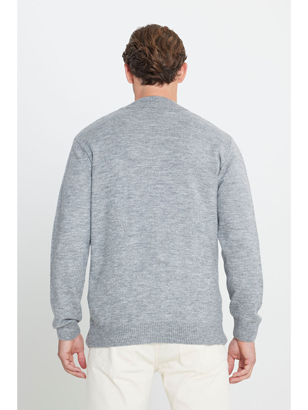 Erkek Gri Standart Fit Normal Kesim Bato Yaka Desenli Triko Hırka-4