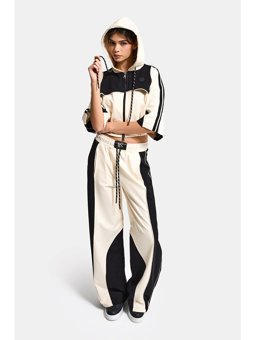 Kadın Ekru Siyah s6-105 Alt Üst 2'li Tasarım Takım-1