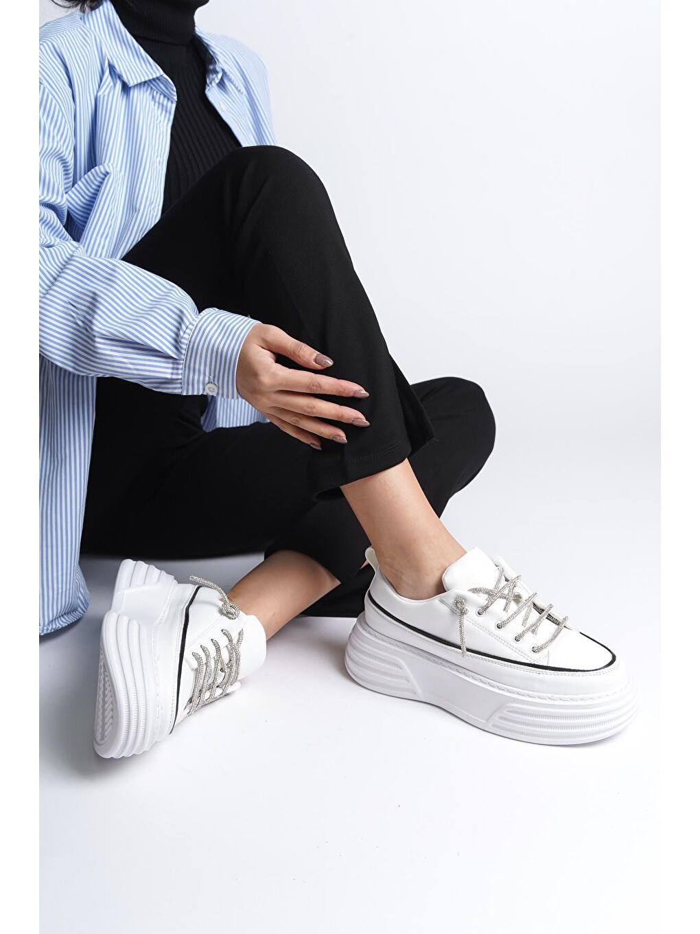 Beyaz Sneaker Taşlı Spor Ayakkabı-1