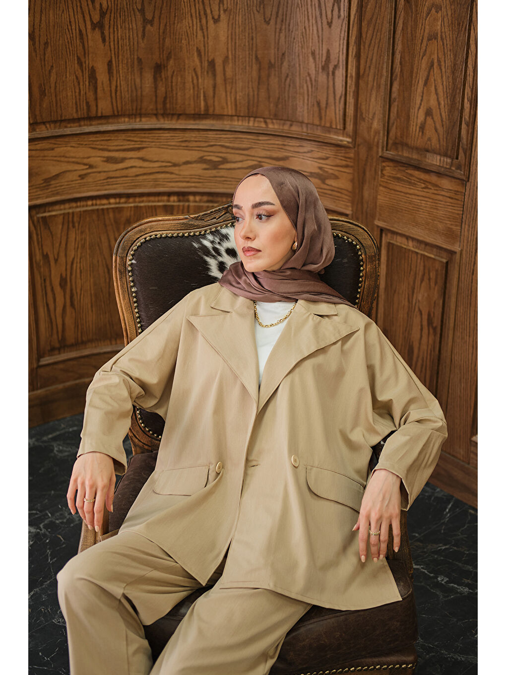 Kadın Ceketli Takım Bej