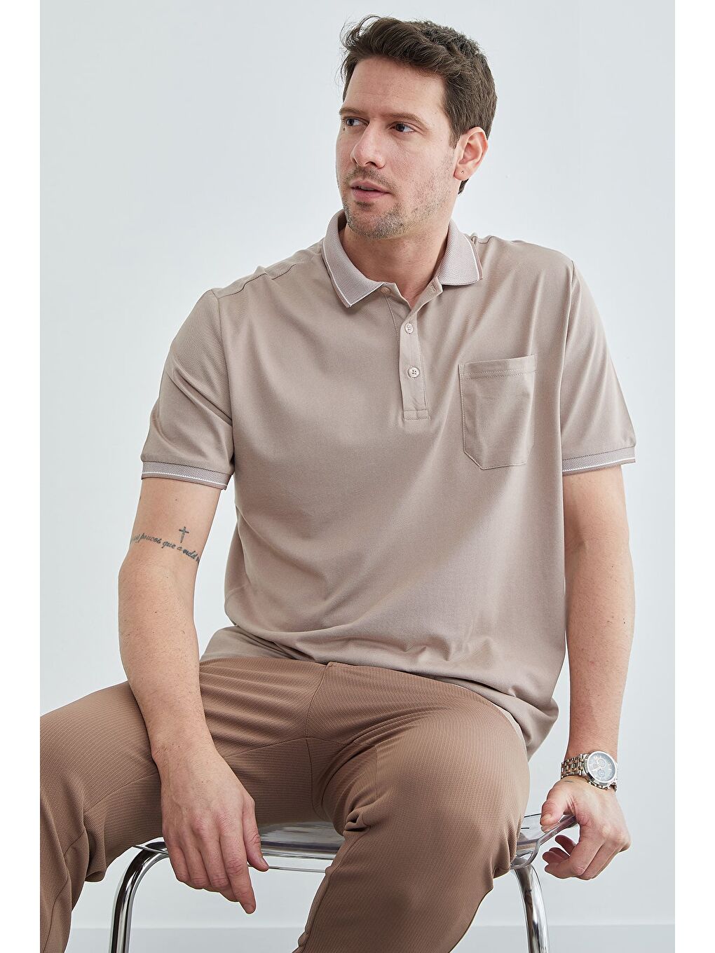 Bej Düğmeli Tek Cepli Polo Yaka Tişört-3