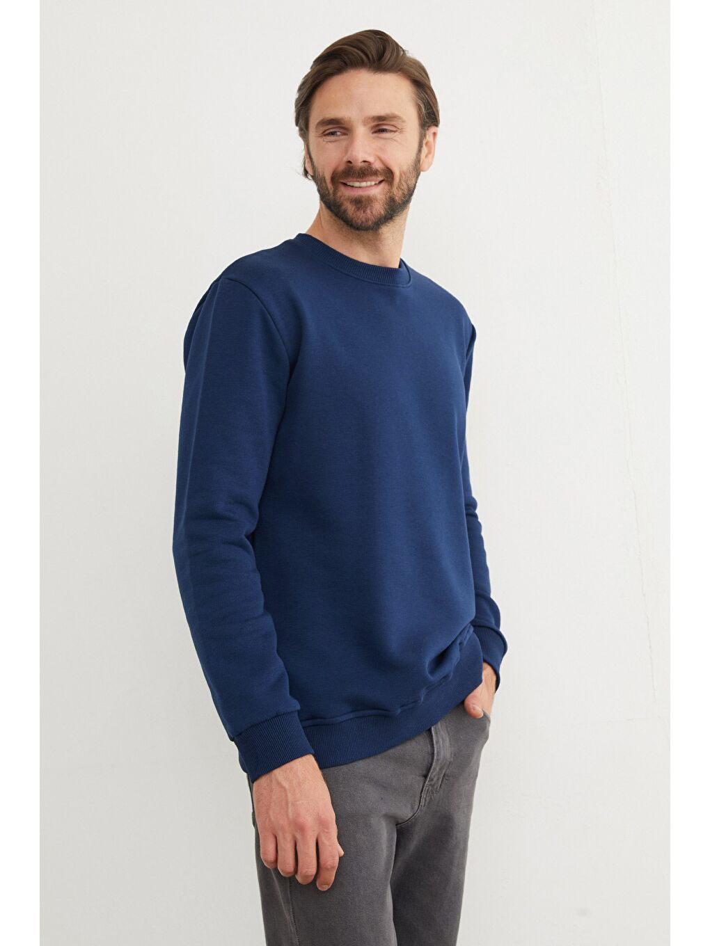 Lacivert 3 İplik Basic Bisiklet Yaka Sweatshirt-1