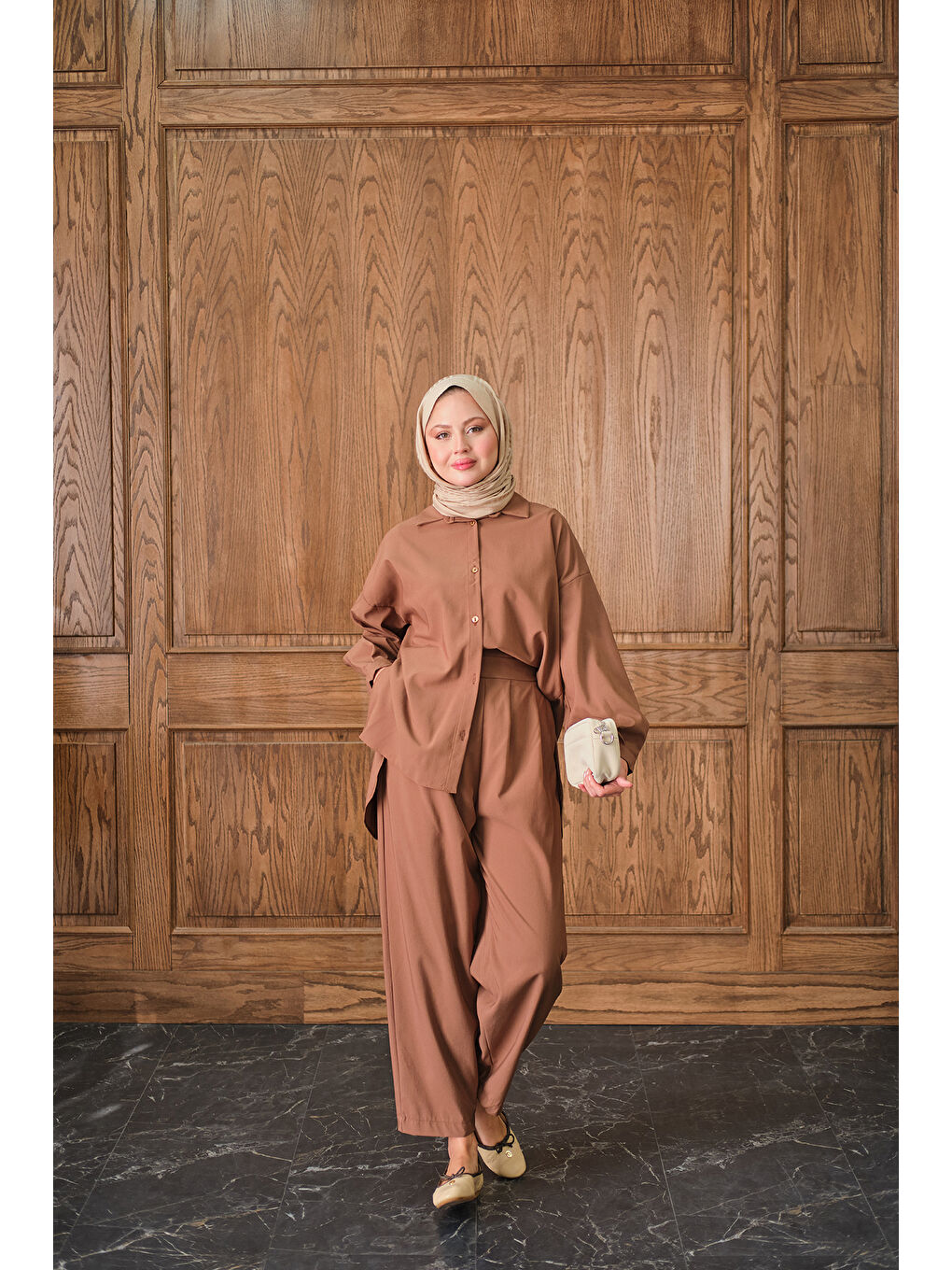Kahverengi Kadın Gömlekli Takım Taba