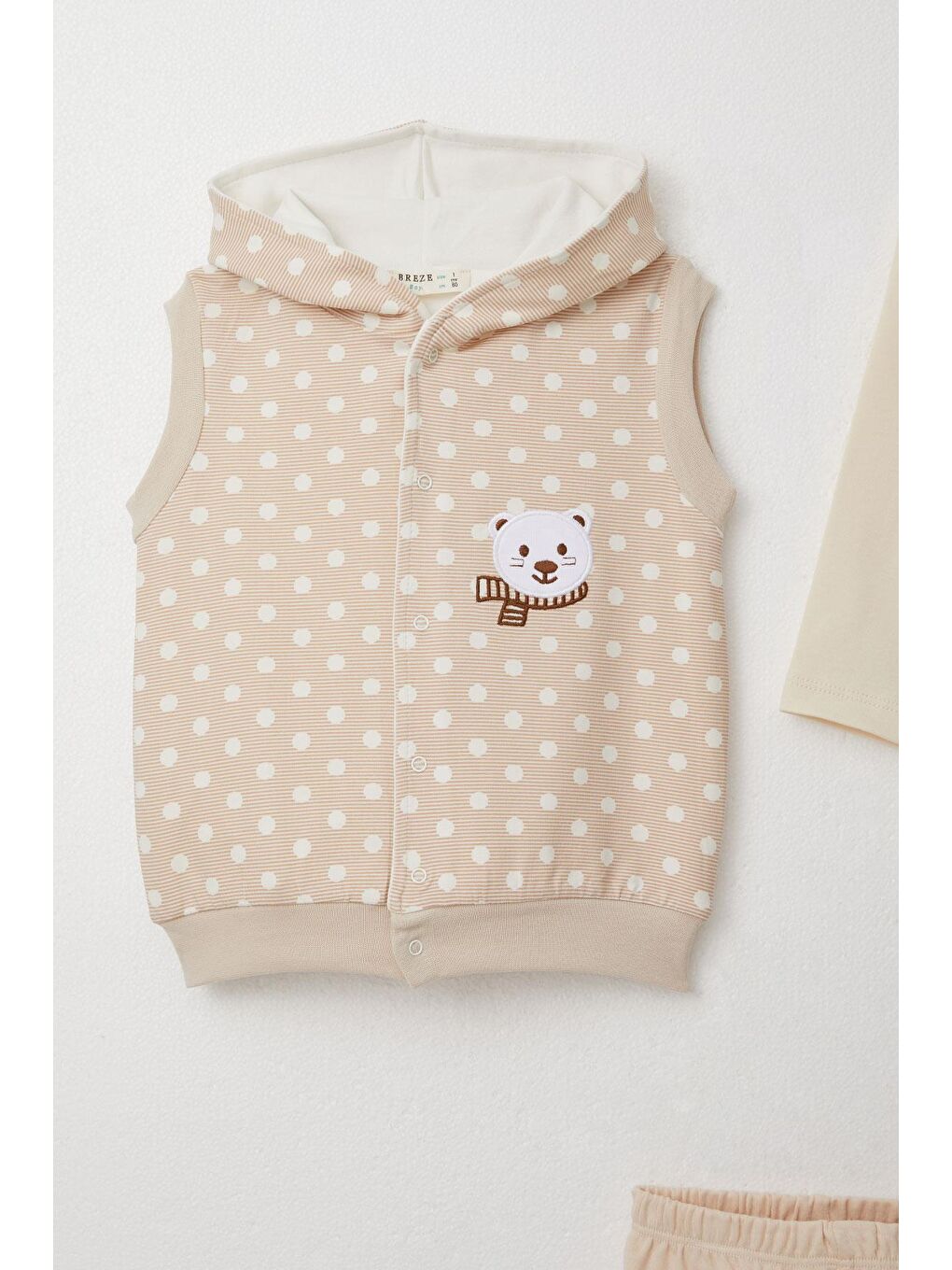 Erkek Bebek Zıbınlı 3 Lü Takım Sevimli Ayıcık Nakışlı Kapüşonlu Bej (4-6 Ay)-4