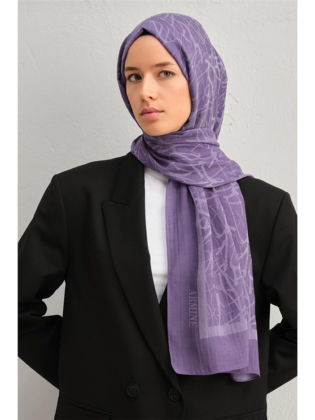 Mor Lyocell İpek Kaligrafi Desen Şal 3298