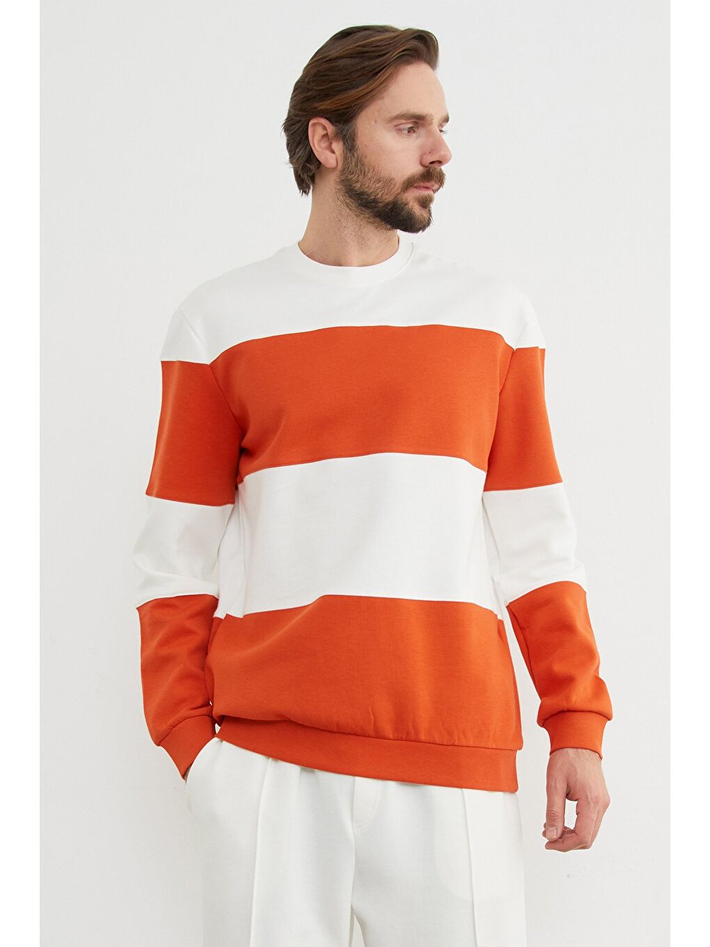 Turuncu Renk Bloklu Oversize Bisiklet Yaka Büyük Beden Sweatshirt-2