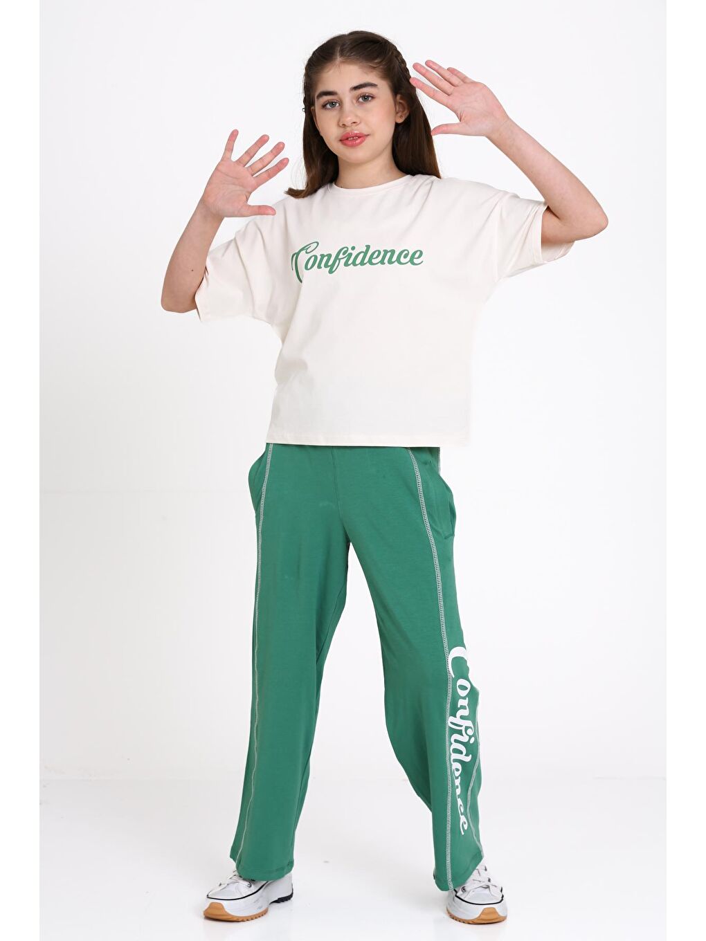 Yeşil Confidence Baskı 8-12 Yaş Takım - 2454-2-3