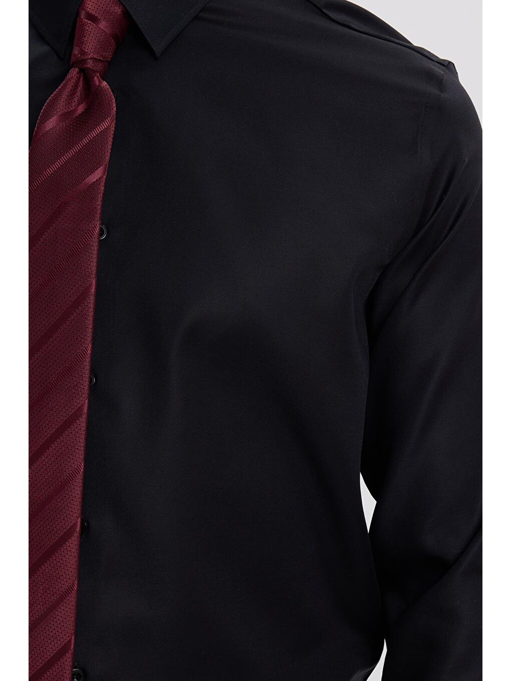 Slim Fit Siyah Non-Iron %100 Pamuk Doğa Dostu Ekoteks Belgeli Ütü Gerektirmez Gömlek-2