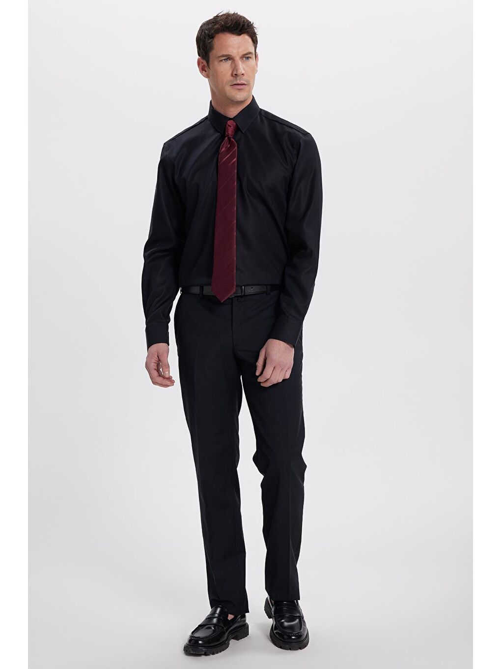 Slim Fit Siyah Non-Iron %100 Pamuk Doğa Dostu Ekoteks Belgeli Ütü Gerektirmez Gömlek-3