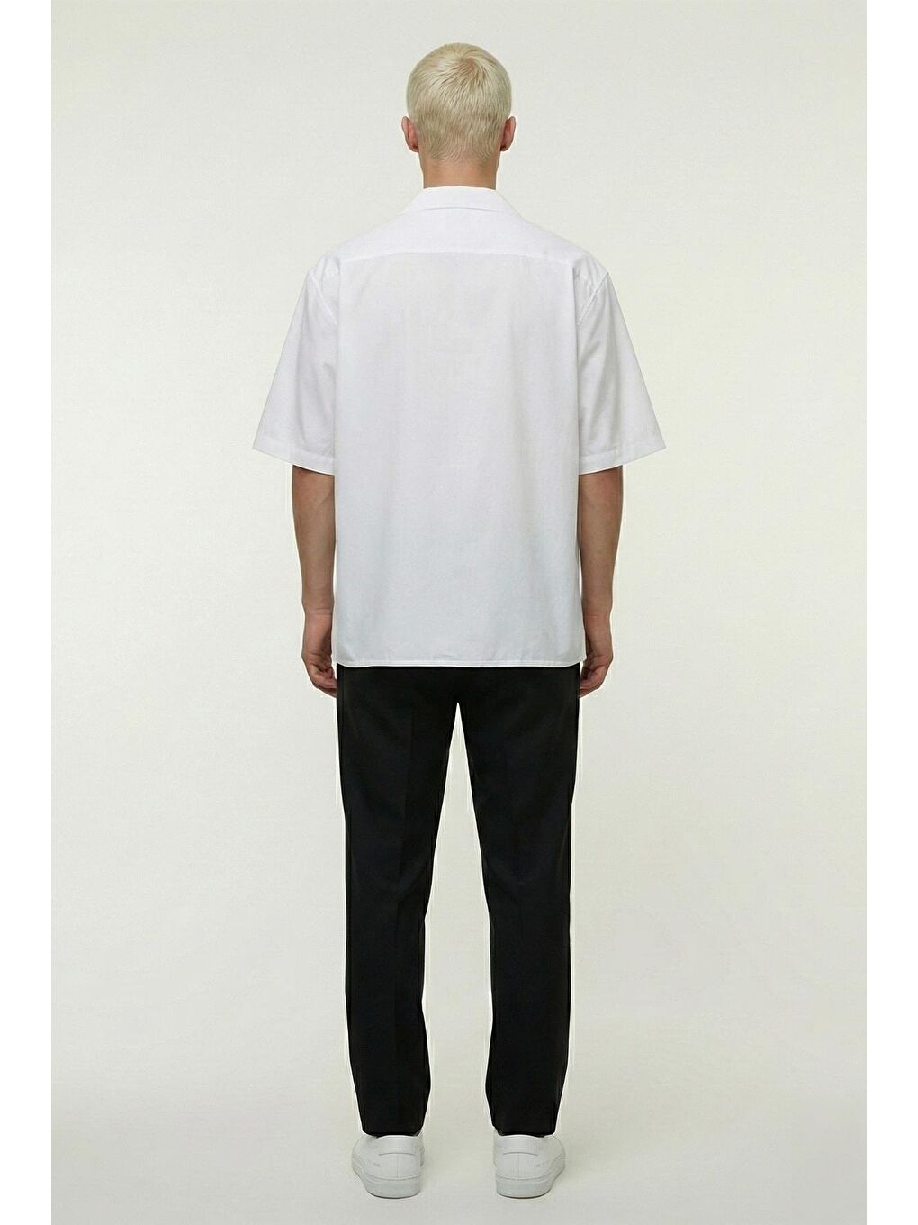 Giotelli Beyaz Apaş Yaka Erkek Gömlek-2