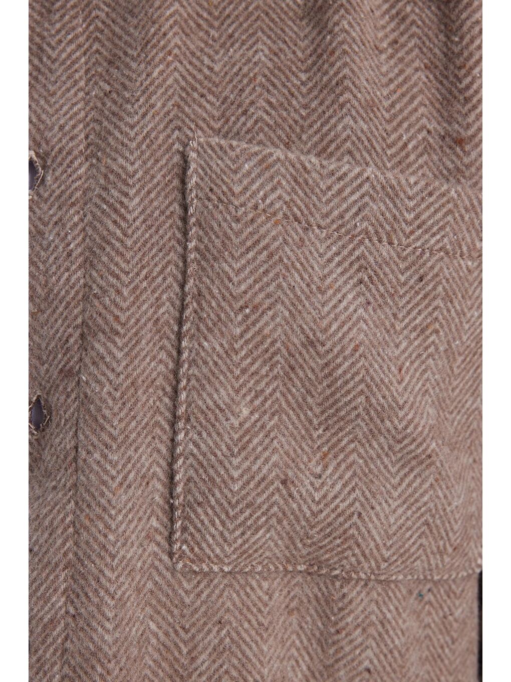 Erkek Slim Fit Dar Kesim  Armürlü Oduncu Cepli Spor Yaka Kahverengi Gömlek-4