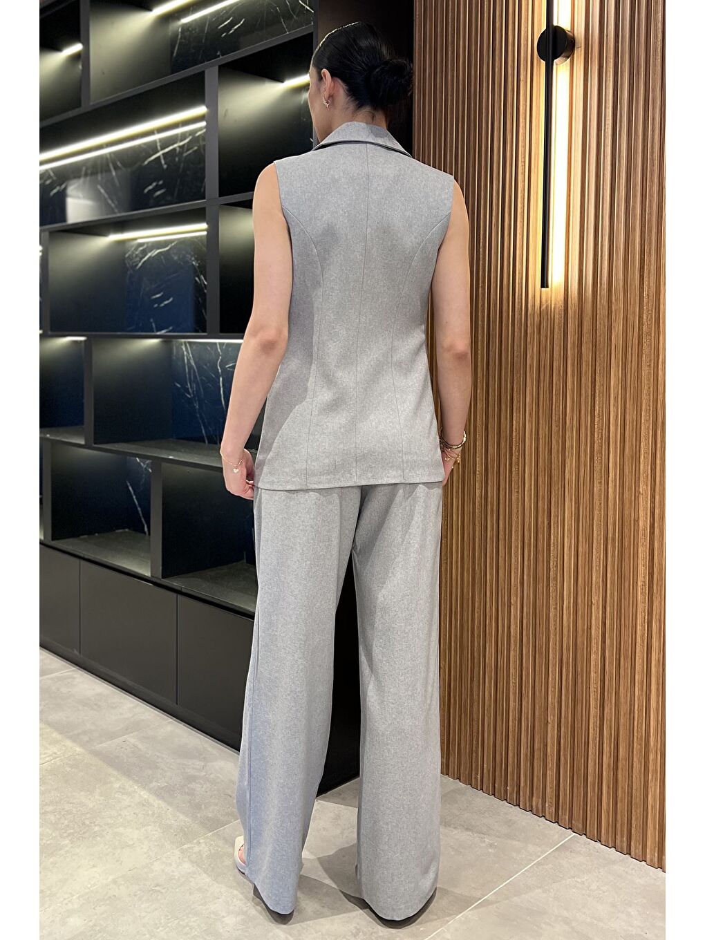Gri Kruvaze Yaka Astarlı Yelek Pantolon İkili Takım-2