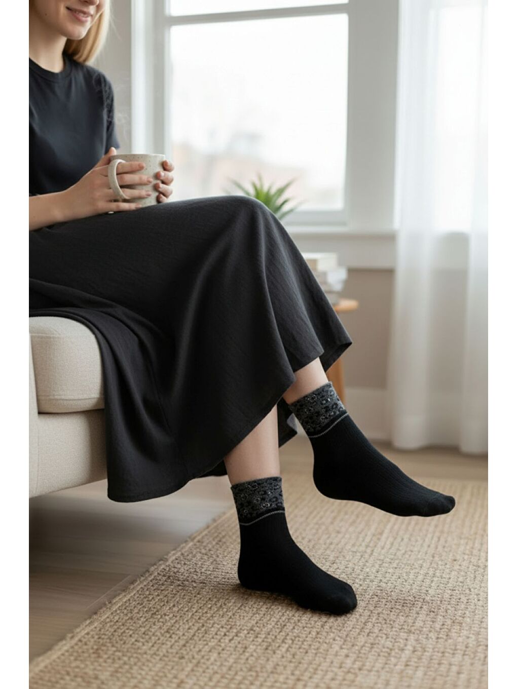 Karışık Kadın 12’li Premium Soket Çorap Seti – Gold Serisi Taş Detaylı Leopar Tam Konçlu (12 Çift)-3