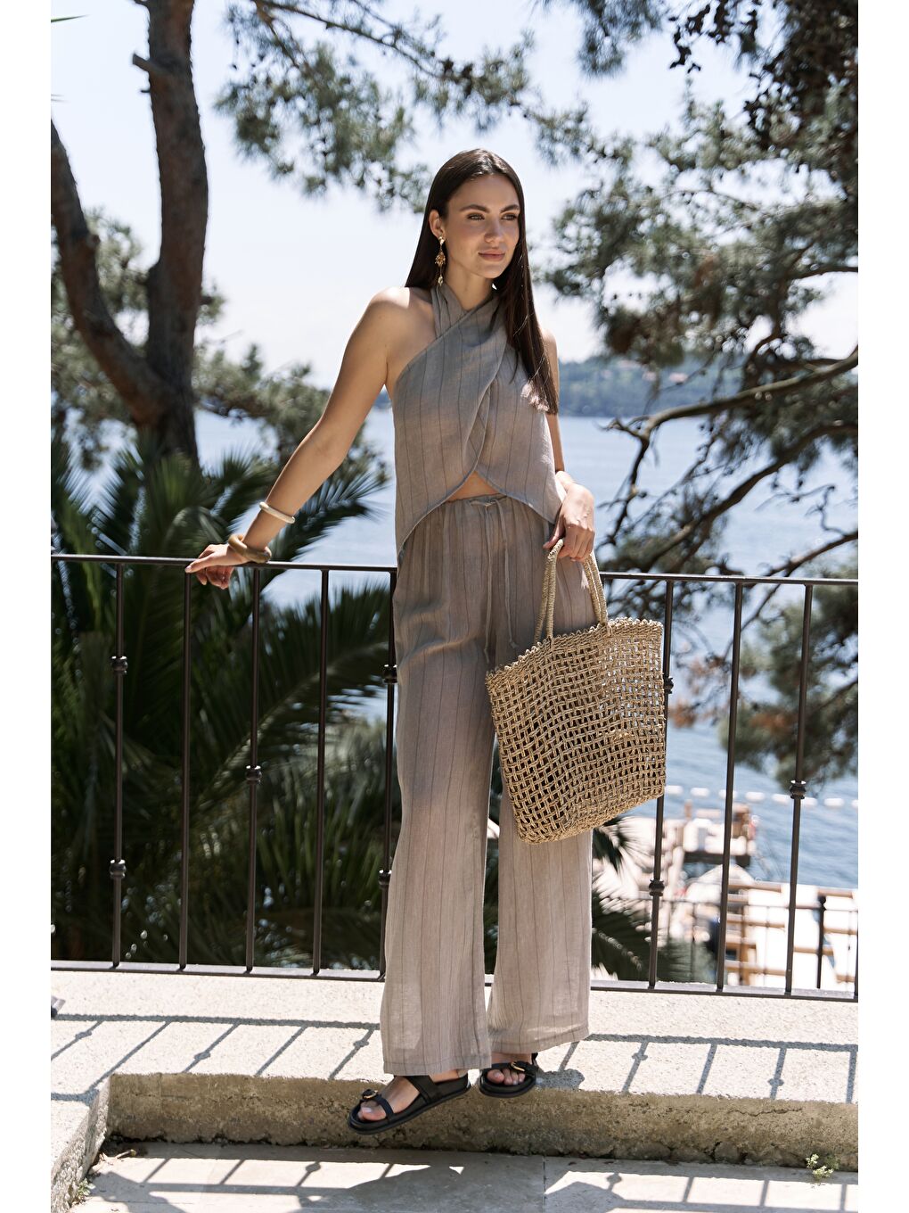 Bej Cadhas Boyundan Bağlamalı Vizon Crop Pantolon Takım-1