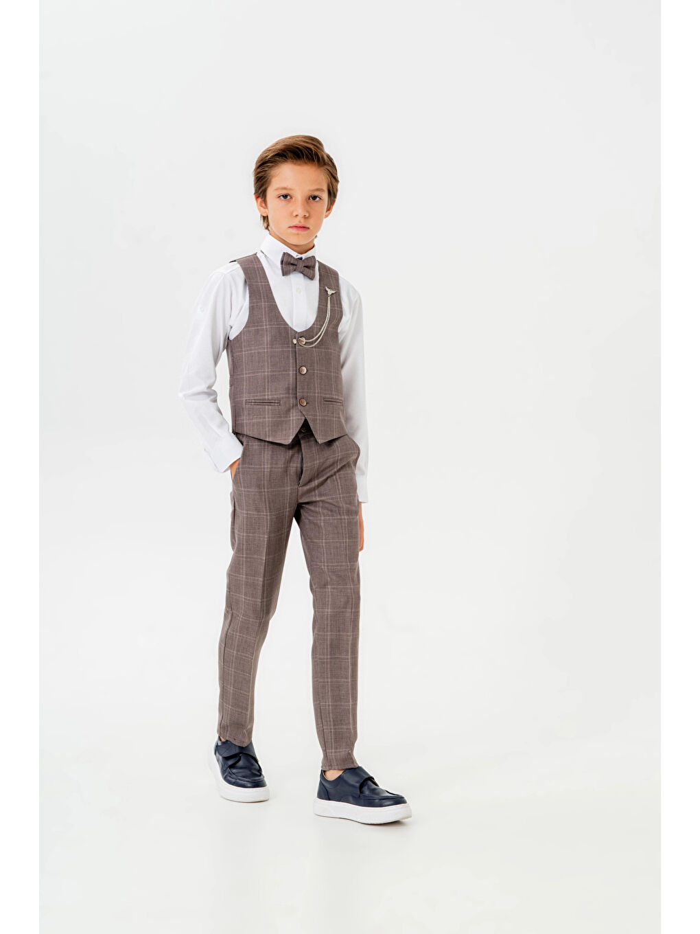 Kahverengi Papyonlu Yelekli Takım Elbise 3062-2