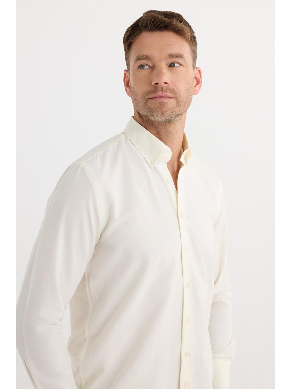 Regular Fit Düğmeli Yaka Pamuklu Kolay Ütü Oxford Düz Erkek Ekru Gömlek-1