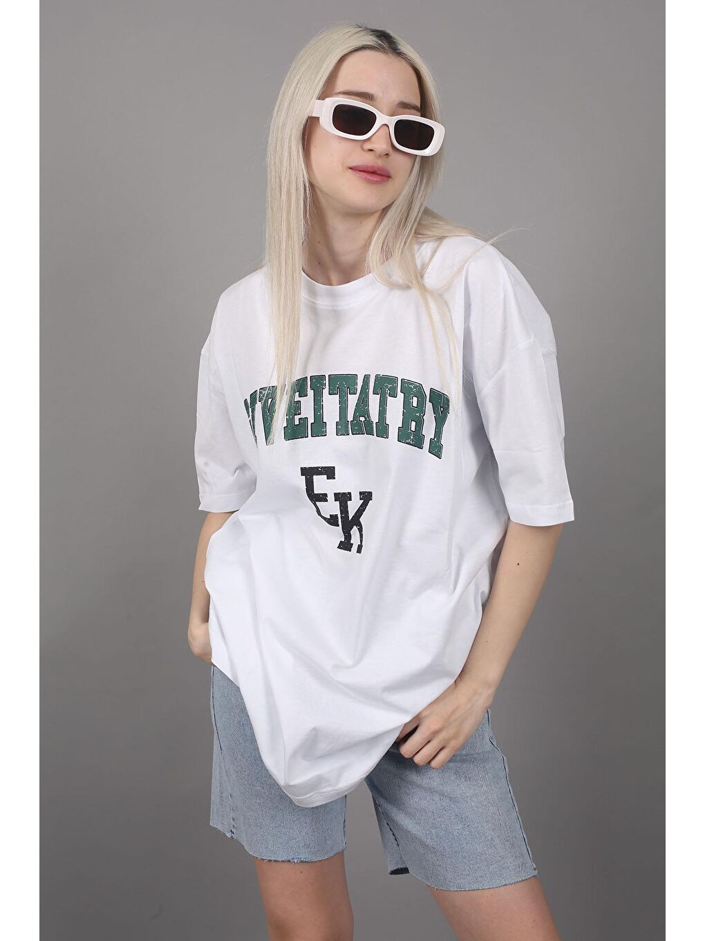 Kadın Beyaz Baskılı Oversize Tişört Mg1318-2